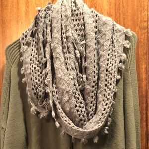 Infinity scarf